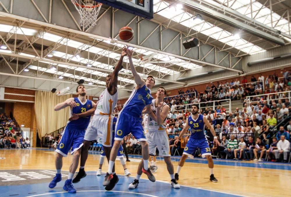 El Oviedo Baloncesto vence al Ourense en Pumarín