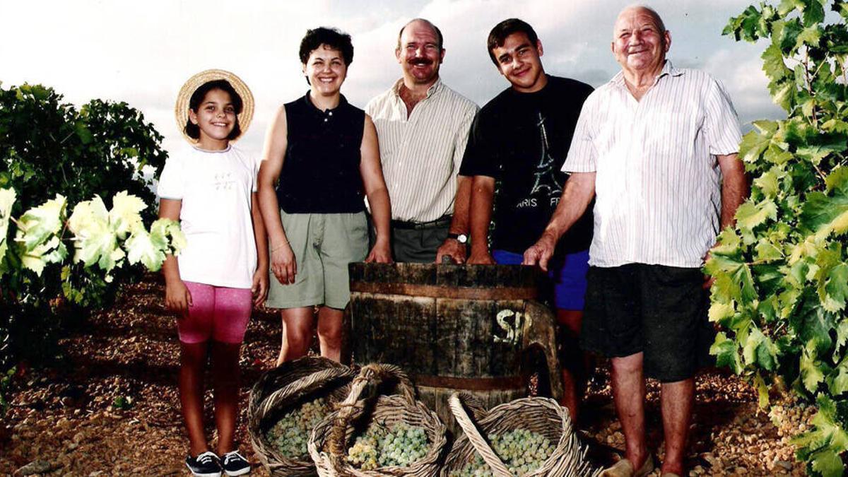 Von links: Maria Antònia Pastor, ihre Mutter Catalina Moyà und drei Generationen Sebastià Pastor.