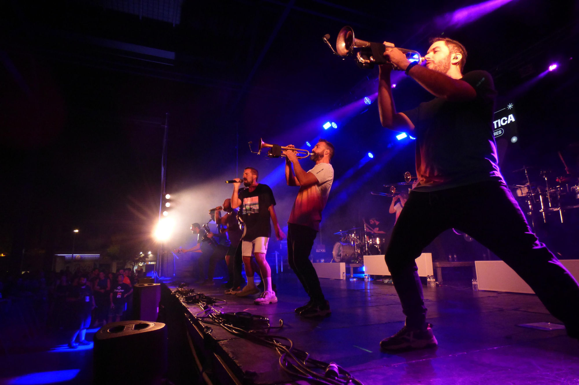 Figueres es desborda amb la tercera nit del festival acústica