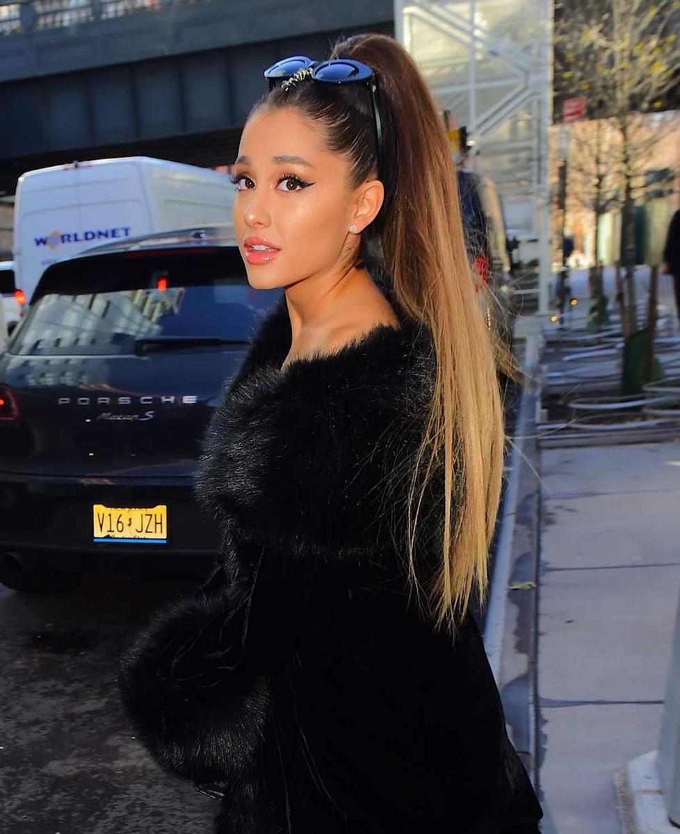 Ariana Grande reaparece tras el preocupante mensaje de su ex de Pete Davidson