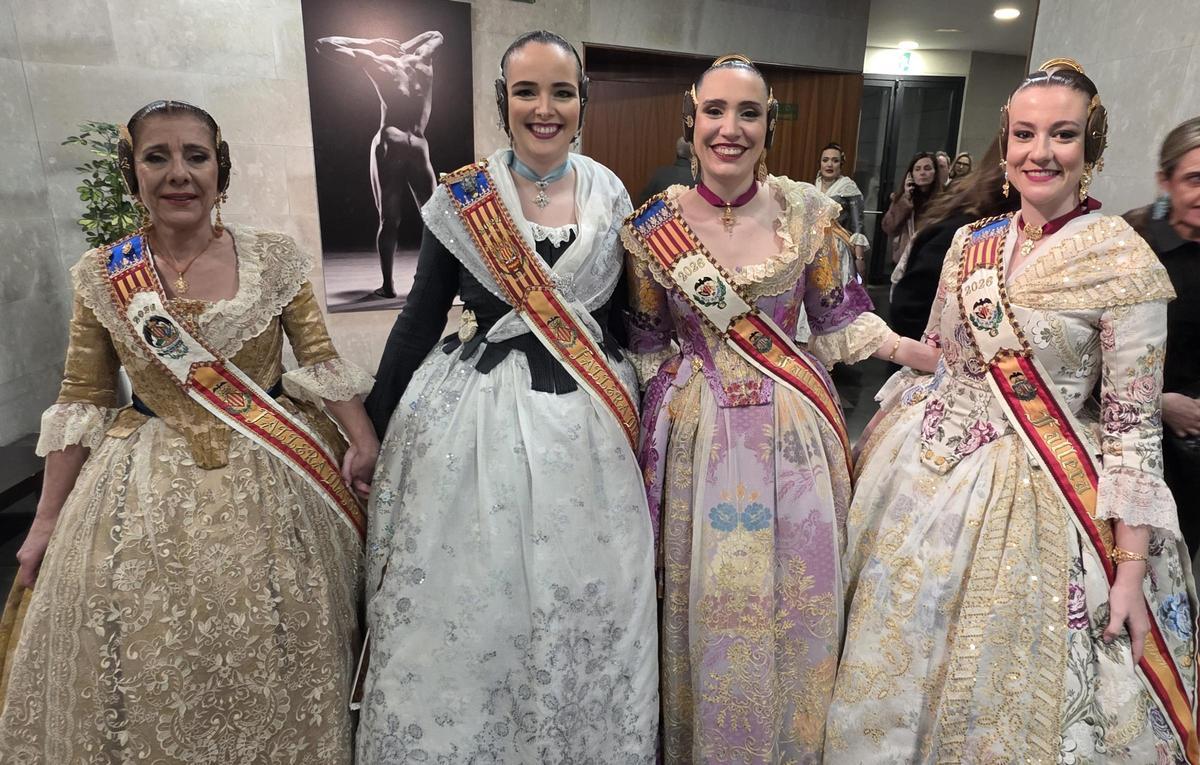 La alfombra roja de la Exaltación de la Fallera Mayor de València 2026