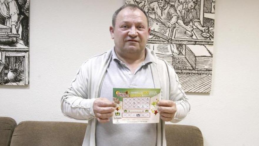 El ganador del último premio de 1.500 euros repartido por El Cartón de la Suerte, Tomás Calvo