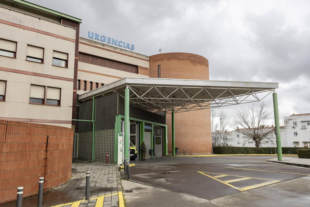 Entrada de urgencias del Hospital de Mérida.