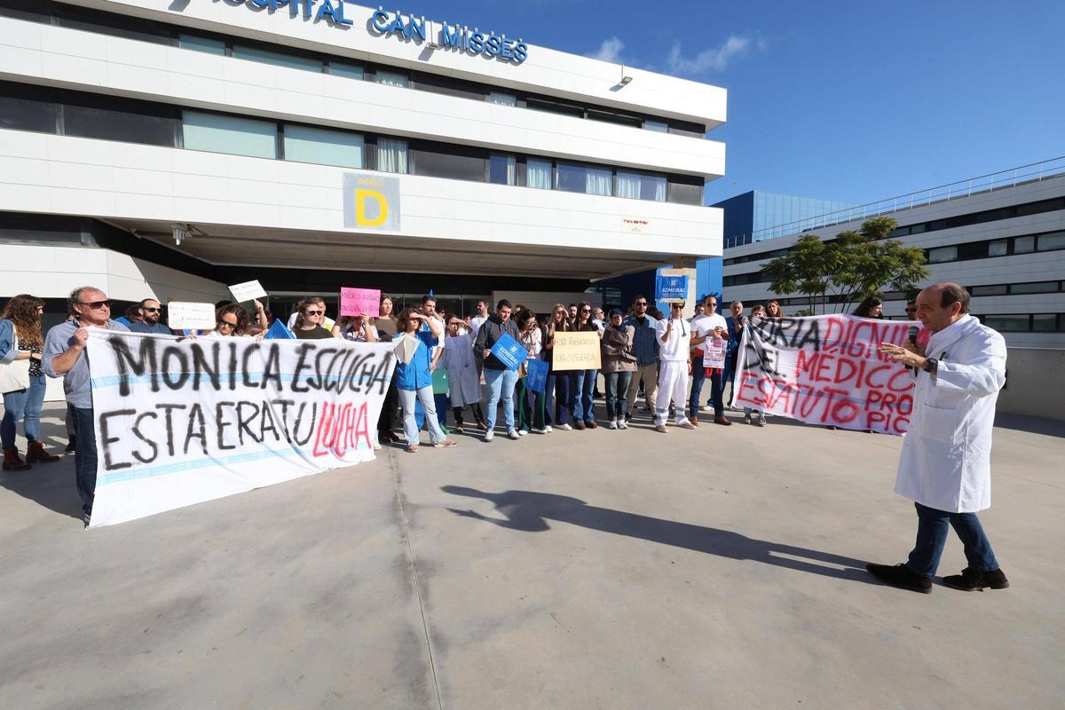 Las imágenes de la manifestación organizada por los sanitarios de Ibiza