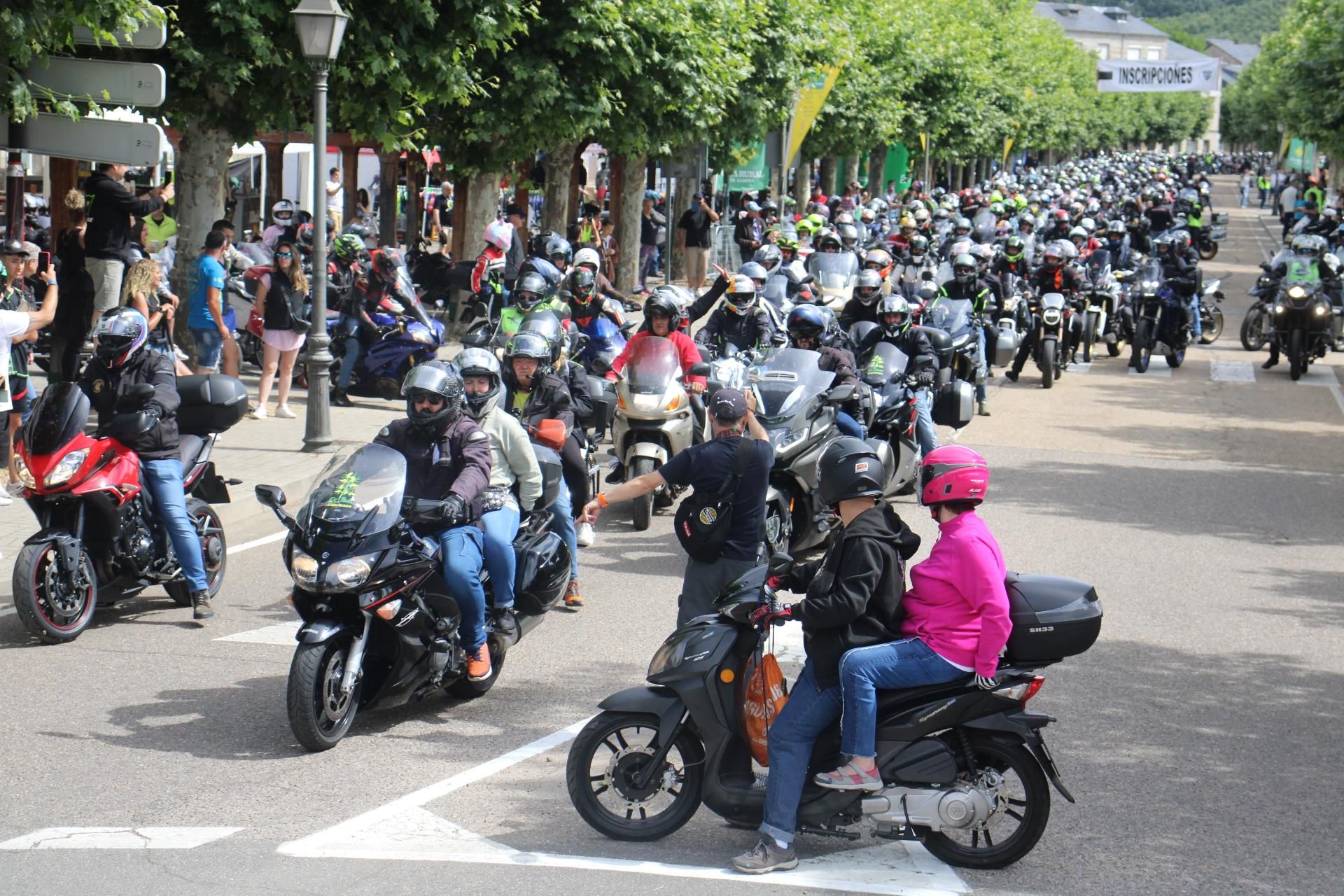 GALERIA| Las motos conquistas la Alta Sanabria