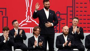 FARMINGDALE, NEW YORK - SEPTEMBER 24: Jon Rahm of Team Europe acknowledges the crowd during the opening ceremony for the 2025 Ryder Cup at Black Course at Bethpage State Park Golf Course on September 24, 2025 in Farmingdale, New York. Harry How/Getty Images/AFP (Photo by Harry How / GETTY IMAGES NORTH AMERICA / Getty Images via AFP)