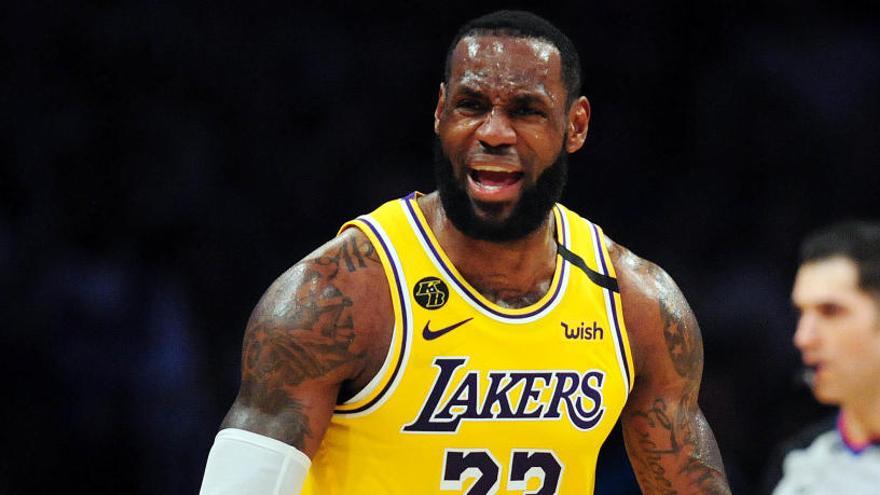 LeBron James no jugará sin aficionados por el coronavirus