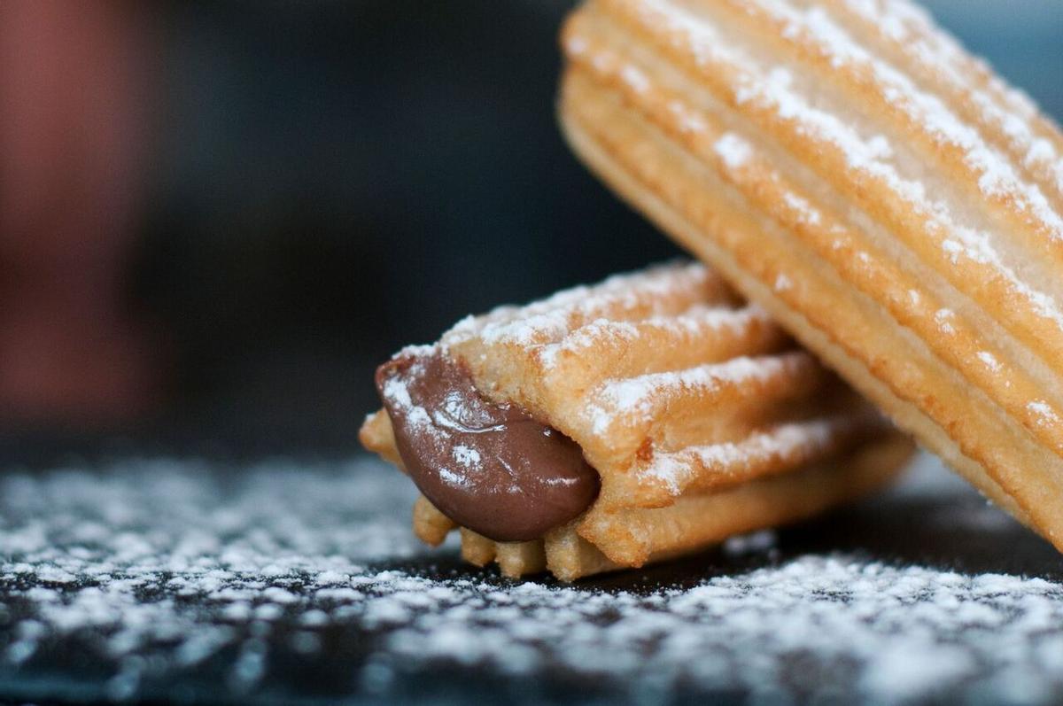 Los churros rellenos pueden ser de Nutella, dulce de leche o crema pastelera