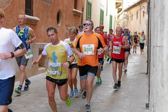 9.000 Läufer aus 49 Ländern gingen am Sonntag den 15.10. an den Start. In der Marathon Disziplin gingen die Deutschen leer aus.