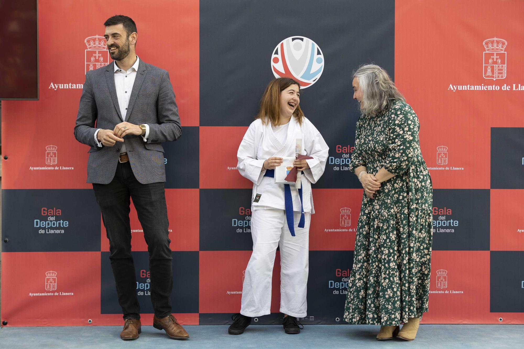 Así fue la gran gala del deporte de Llanera: todas las imágenes de la original cita, celebrada al aire libre