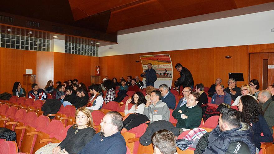 Un momento de la reunión de la plataforma contra el fracking.