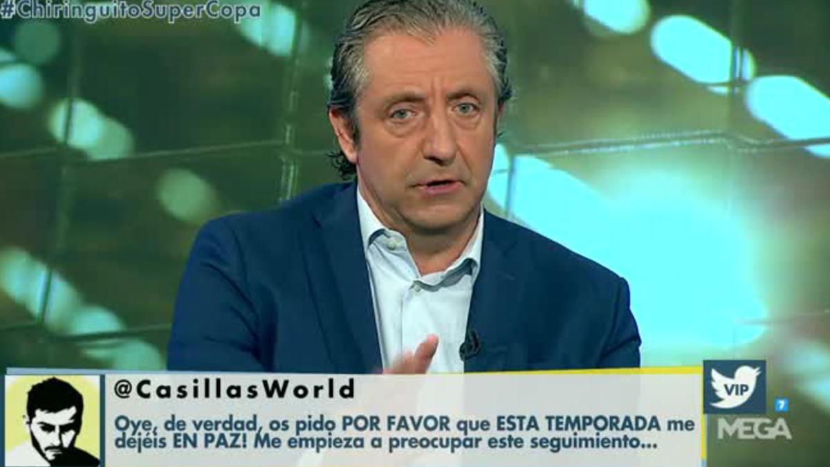 Josep Pedrerol con el tuit que Casillas envió al programa