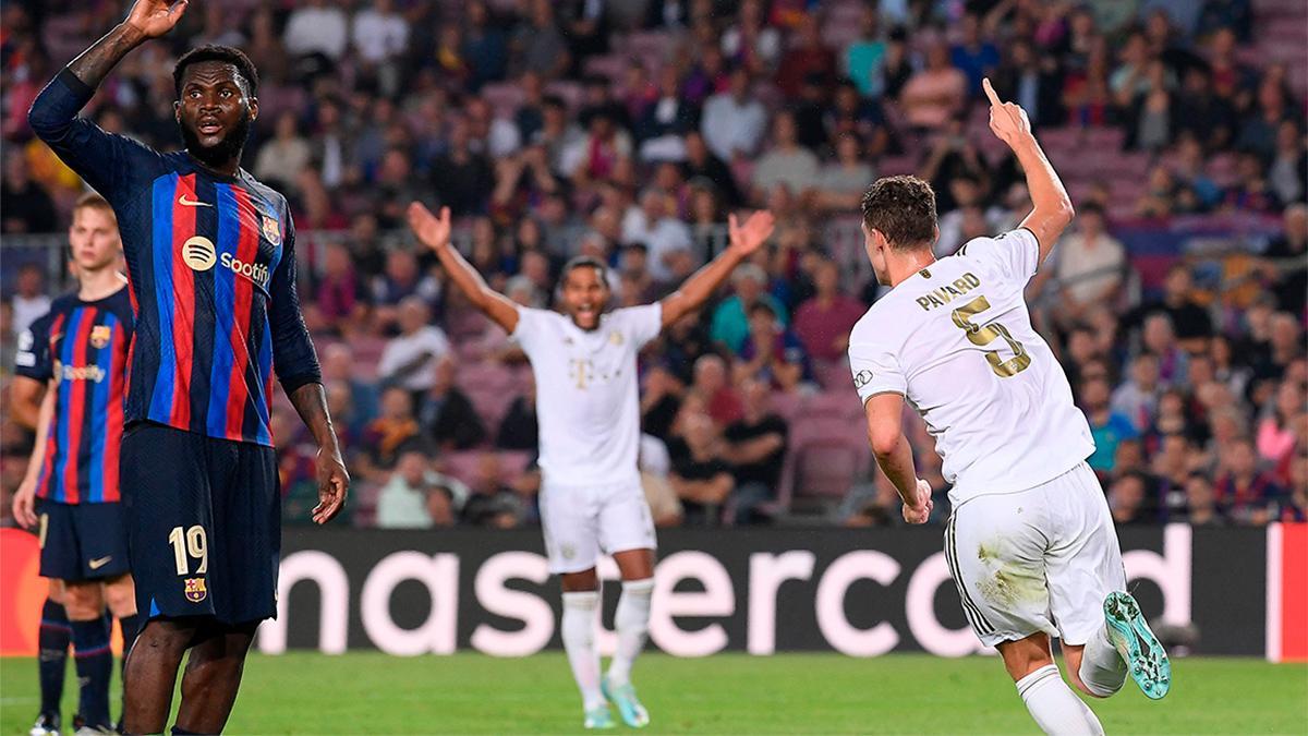 Pavard celebra su tanto en ante el Barça