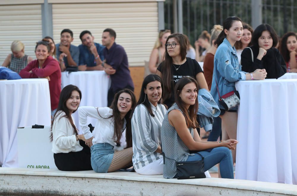 Este martes ha tenido lugar el acto de bienvenida a los alumnos de intercambio internacional y estudiantes del Centro Internacional de Español, procedentes de más de 50 países. El acto tuvo lugar en el Jardín Botánico del Campus de Teatinos