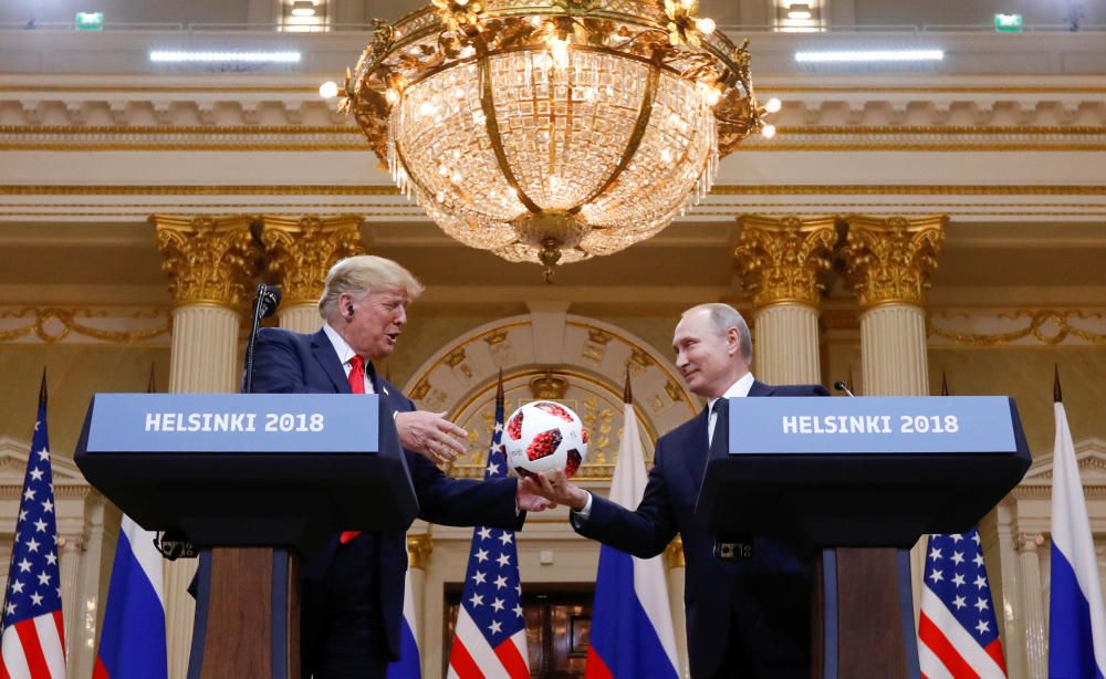 Primera reunión oficial entre Putin y Trump.