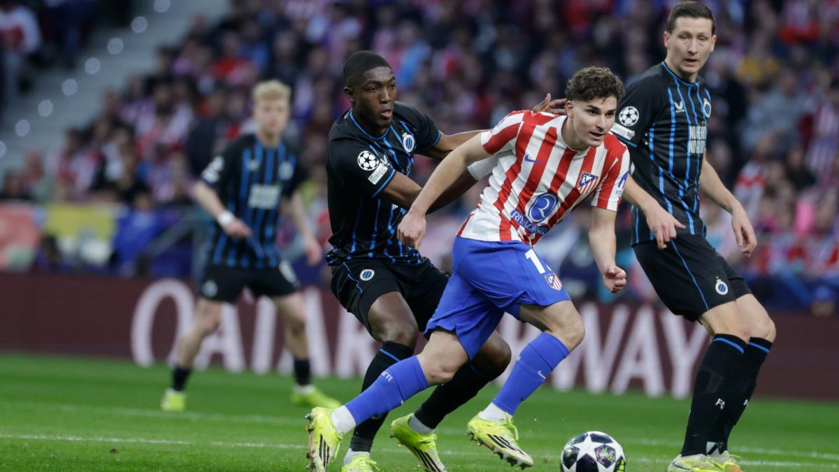 Julián Álvarez, en acción contra el Brujas