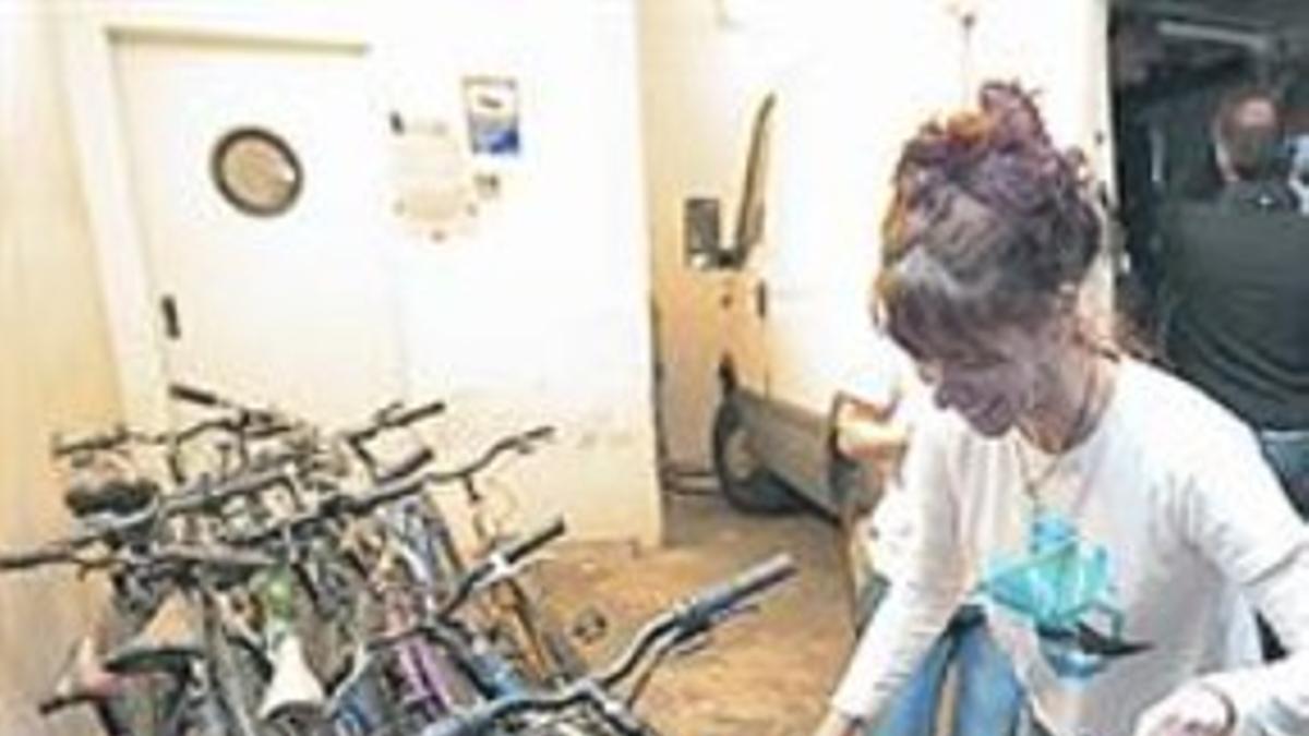 Donación de bicis robadas en BCN.