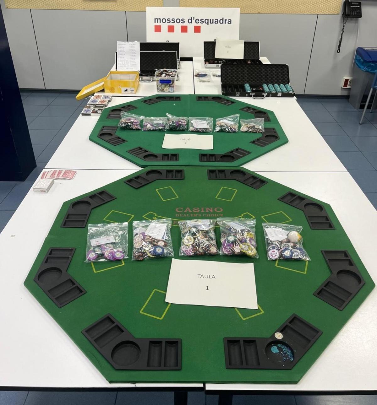 Part del material comissat al restaurant de Sant Fruitós de Bages.