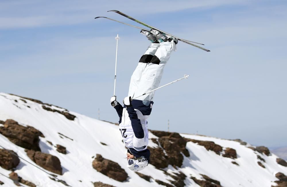 Campionat del món de surf de neu, freestyle i acrobàtic, a l'estació granadina de Sierra Nevada.