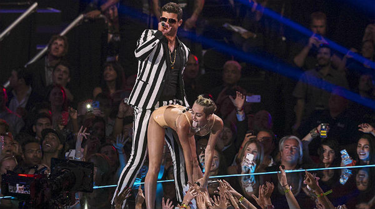Actuación de Miley Cirus en los MTV Video Music Awards 2013.