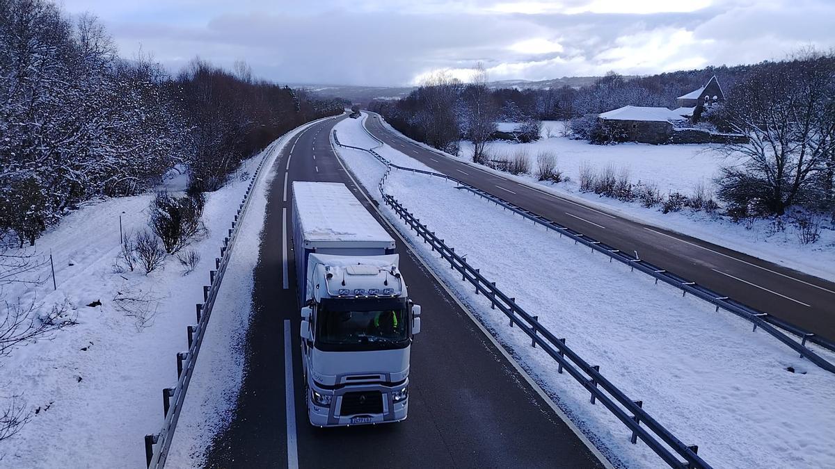 Los camiones ya son libres tras los embolsamientos y regresan a las carreteras en Zamora