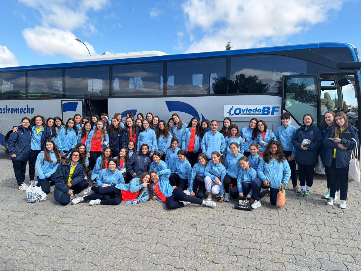 La expedición del Lobas Global Atac que se desplazó a Córdoba.