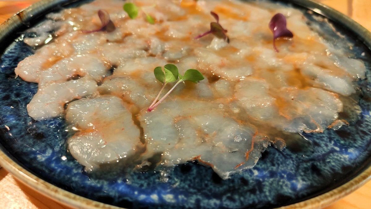 El carpacho de gamba blanca de Arenys del restaurante Sardineta.