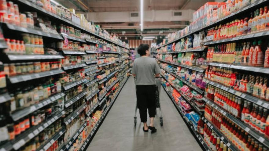 El &#039;truco de la estantería&#039;: el engaño de los supermercados que debes conocer cuando vayas a hacer la compra