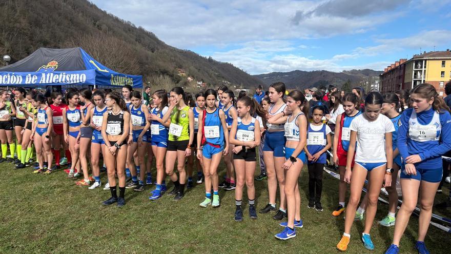 Más de 1.300 jóvenes corren en la &quot;Miniolimpiada&quot; de Asturias