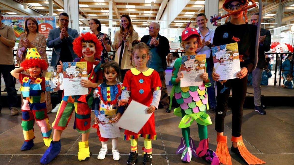 Entrega de los premios Criticón y Enrique González en Alcampo