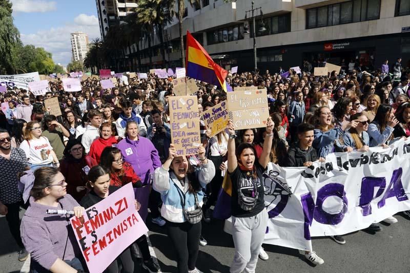 Manifestación de los estudiantes en Valencia contra el pin parental