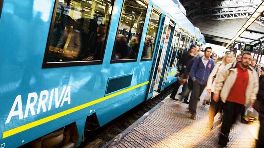 Un tren de la compañía en Dinamarca. // Arriva