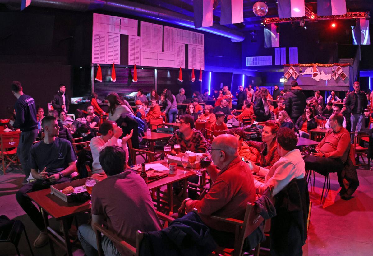 Totes les fotos de la retransmissió d'El Ganxo del partit entre el Hapoel i el Baxi