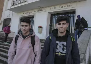Famosos por salvar la vida de su amigo en Cáceres