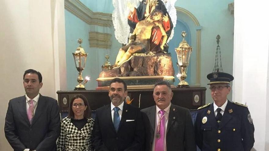 El alcalde José López pregona la Semana Santa de 2016 en  la diputación de Alumbres