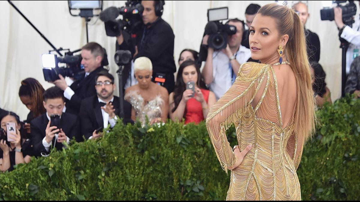 Kim Kardashian, Jennifer López, Blake Lively... Los rostros más conocidos se dan cita en la Gala MET