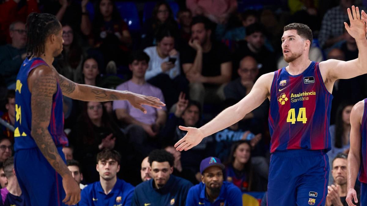 Will Clyburn y Joel Parra, en un partido con el Barça