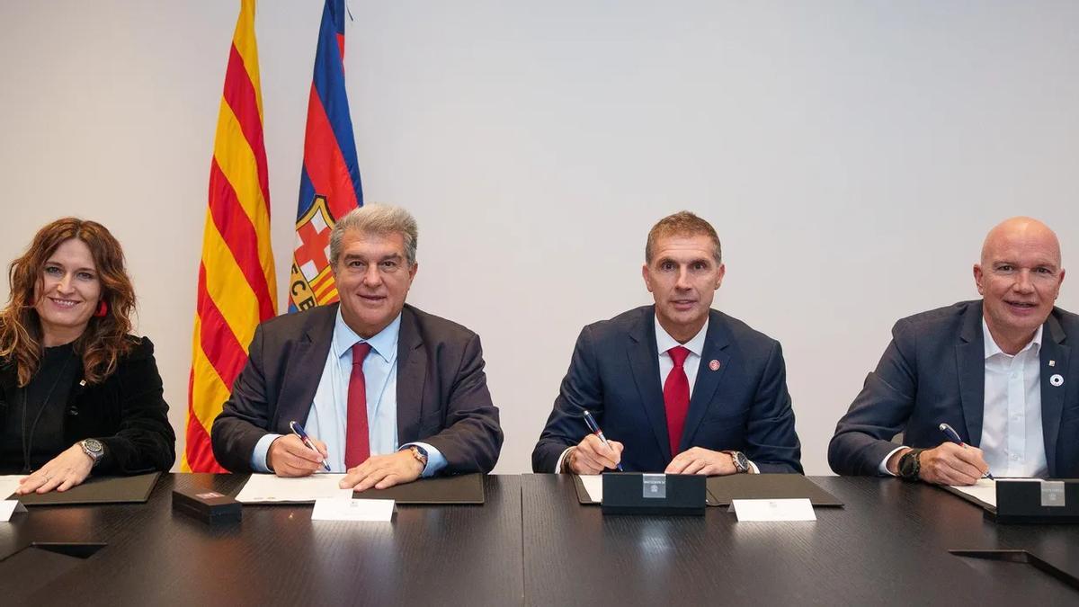 El FC Barcelona y el Girona FC firman con la Generalitat un compromiso para hacer frente a la sequía