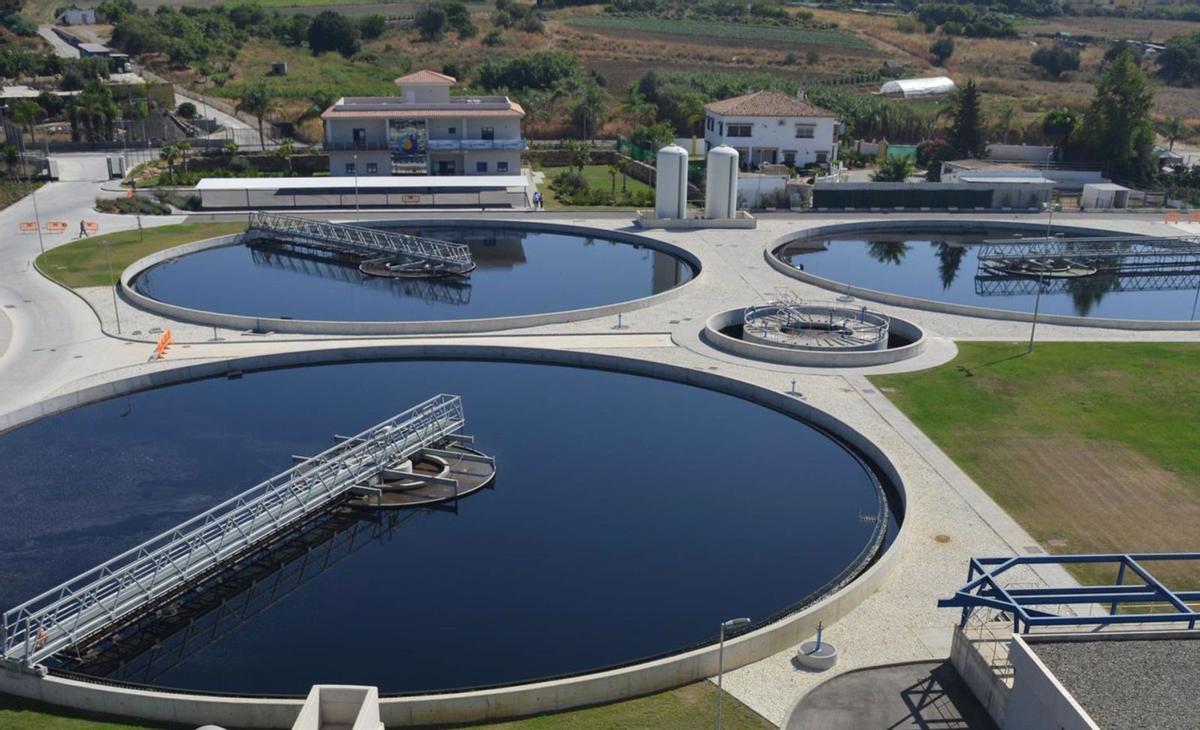 La Mancomunidad de la Costa del Sol Occidental apostará por usar más agua regenerada frente a la actual sequía. | L. O.