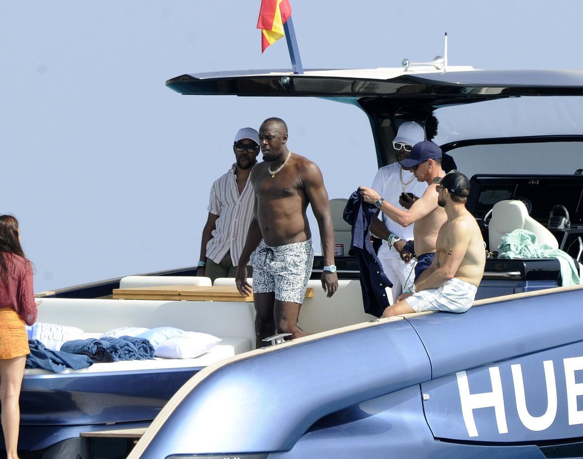 El exatleta jamaicano Usain Bolt disfruta del mar y la noche de Ibiza y Formentera