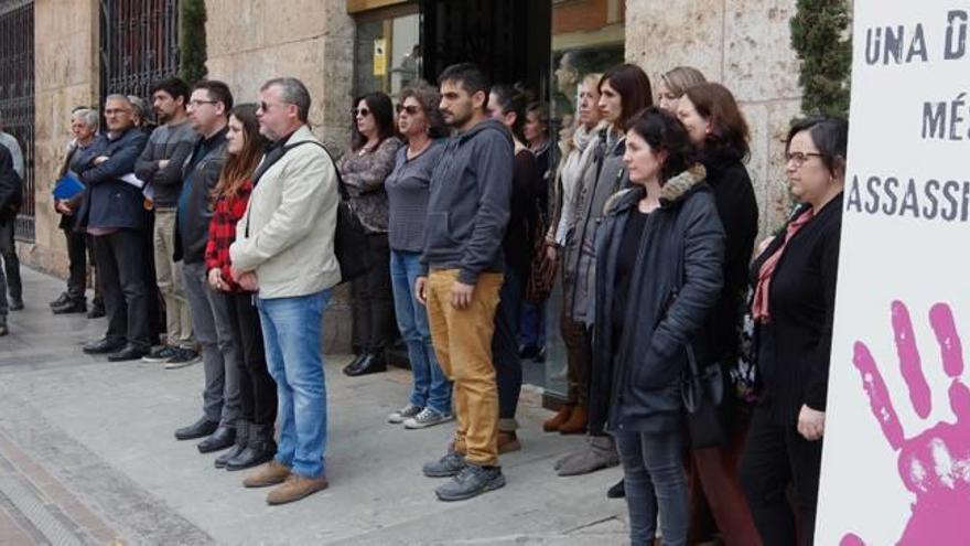 Sagunt condena el último asesinato machista