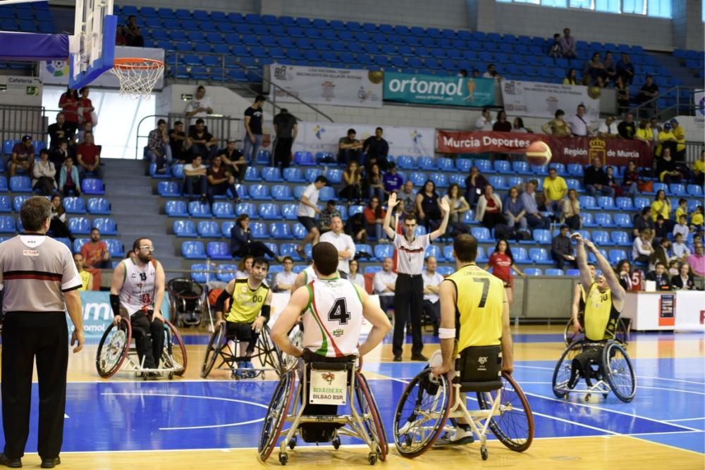 Baloncesto sobre ruedas en el Príncipe de Asturias