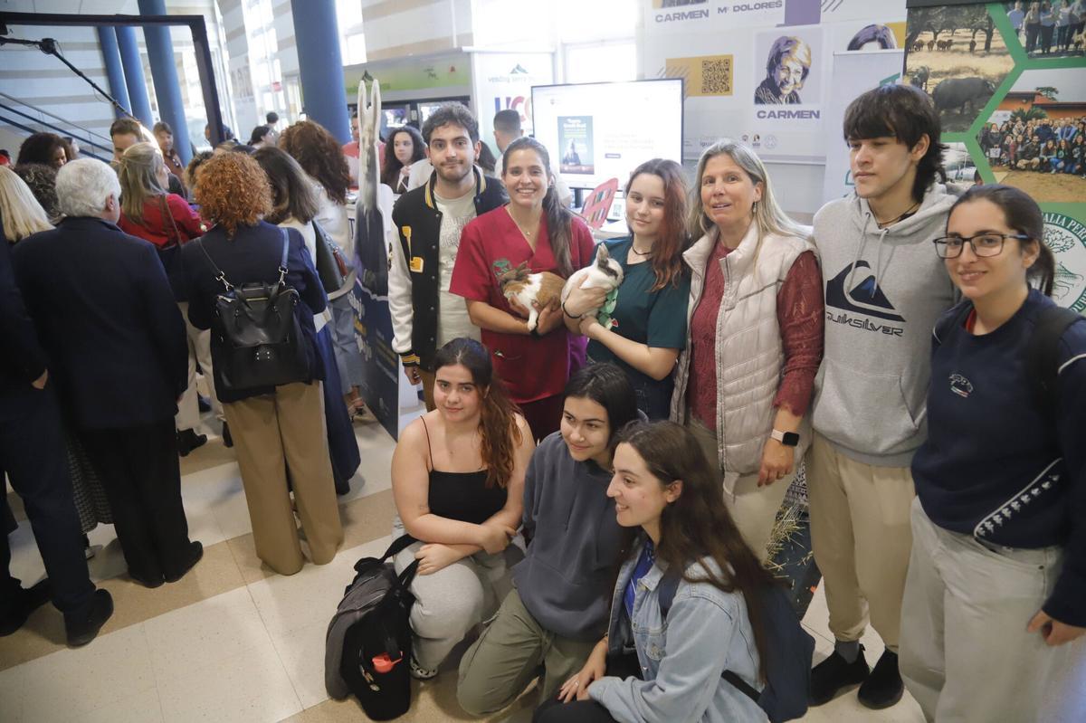 A.J.González Córdoba Feria de Orientación Universitaria OrientaUCO 2026 El acto contará con la presencia del vicerrector de Estudiantes y Cultura de la UCO, Israel Muñoz Gallarte; el delegado territorial de Desarrollo Educativo y Formación Profesional y de Universidad, Investigación e Innovación en Córdoba de la Junta de Andalucía, Diego Ángel Copé Gil