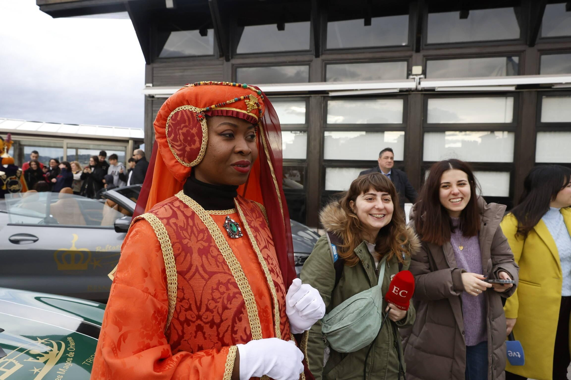 En imágenes: Los Reyes Magos desembarcan en Gijón