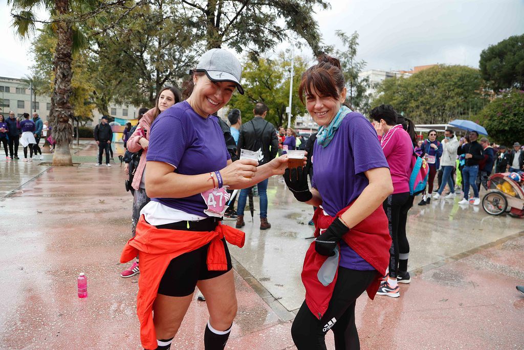 Carrera de la Mujer Murcia 2022: las participantes posan en el photocall