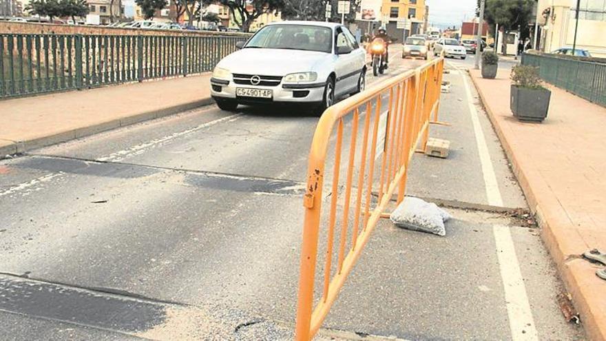 Burriana volverá el martes a cortar dos días el puente que va a la calle Mayor