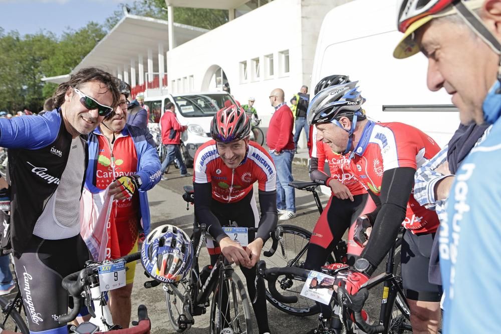 Marcha cicloturista de homenaje a Tony Rominguer en Gijón