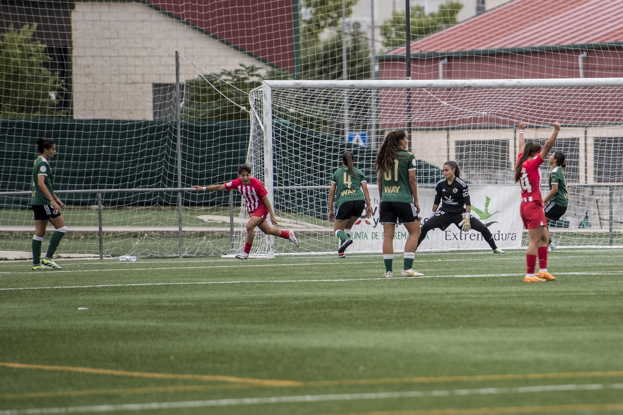 Las imágenes del Cacereño Femenino-Atlético de Madrid B