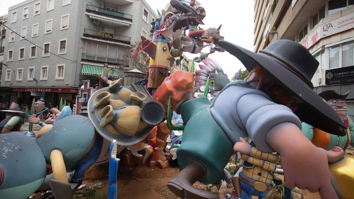 Graves destrozos en la falla triunfadora de 2025 en Xàtiva