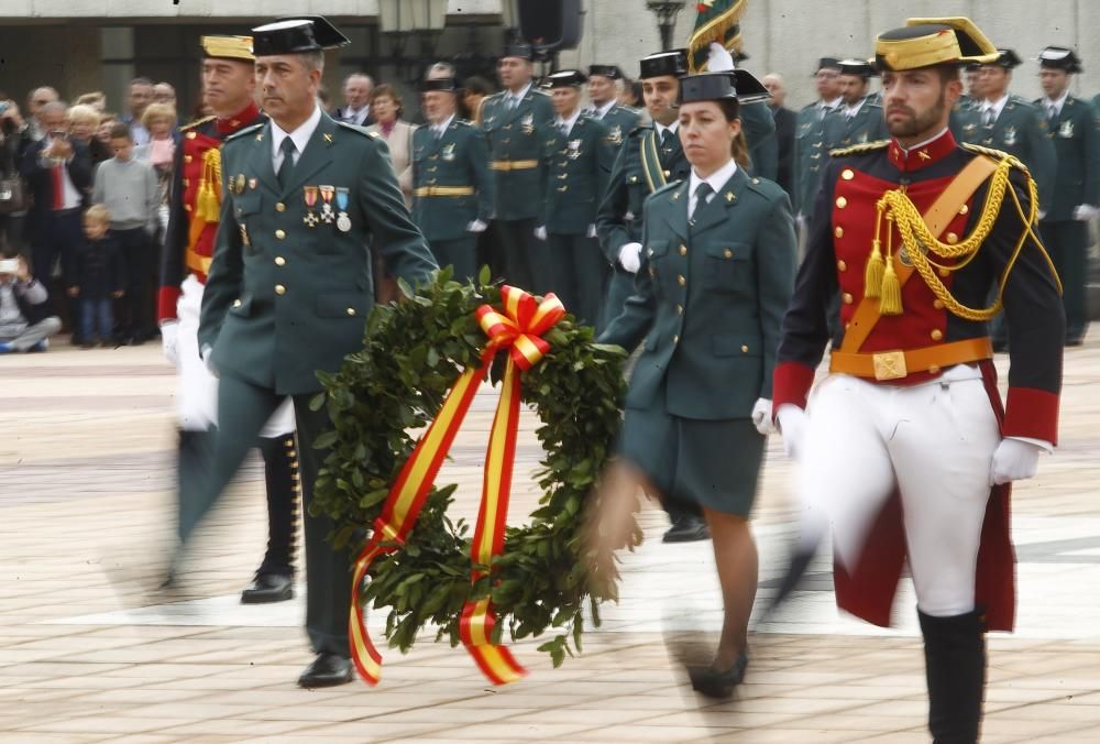 Actos oficiales en el cuartel del Rubín por el día del Pilar